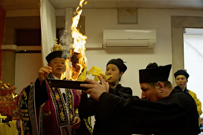 Posvetitev templja Najvišje Harmonije v Kopru: opat Song Chongdang
